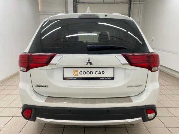 Mitsubishi Outlander III Рестайлинг 3 с пробегом 2018 года, цена 1 880 000 рублей, 83913 км, внедорожник, Автокод Объявления