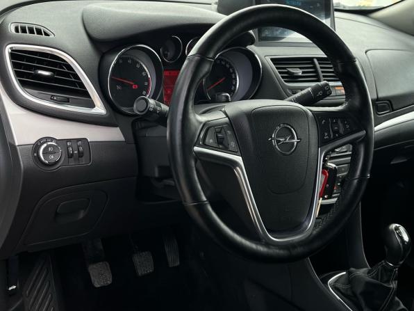 Opel Mokka I с пробегом 2013 года, цена 930 000 рублей, 147388 км, внедорожник, Автокод Объявления