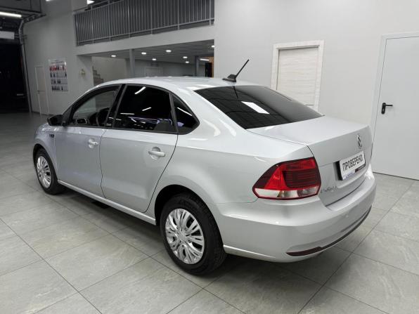 Volkswagen Polo V Рестайлинг с пробегом 2017 года, цена 1 150 000 рублей, 155000 км, седан, Автокод Объявления