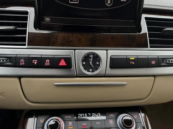 Audi A8 III (D4) Рестайлинг с пробегом 2016 года, цена 2 755 000 рублей, 260900 км, седан, Автокод Объявления
