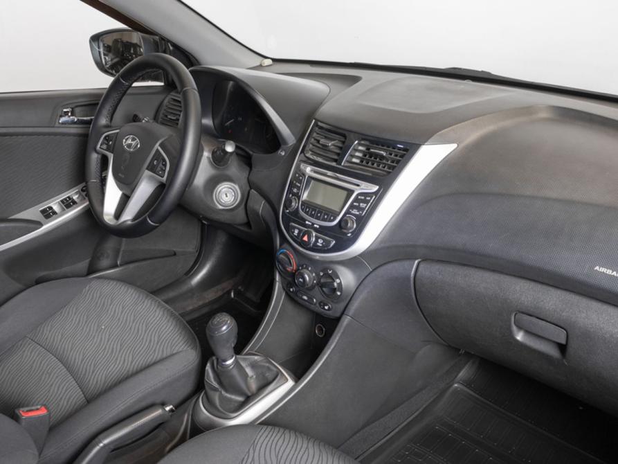Hyundai Solaris I Казань  - изображение 7
