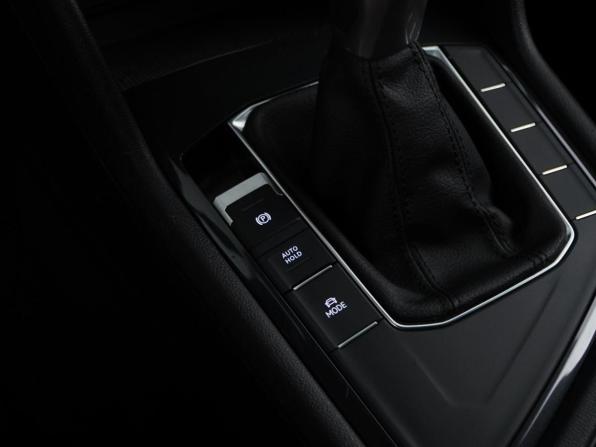 Volkswagen Tiguan II Рестайлинг с пробегом 2022 года, цена 2 649 444 рубля, 87482 км, внедорожник, Автокод Объявления