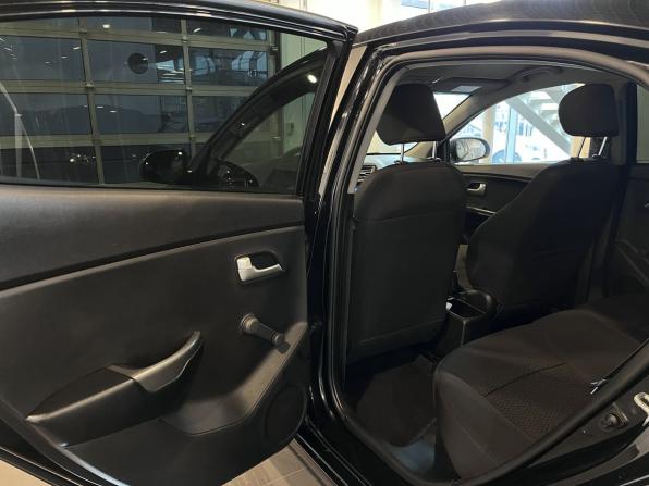 Kia Rio III с пробегом 2013 года, цена 838 000 рублей, 104712 км, седан, Автокод Объявления