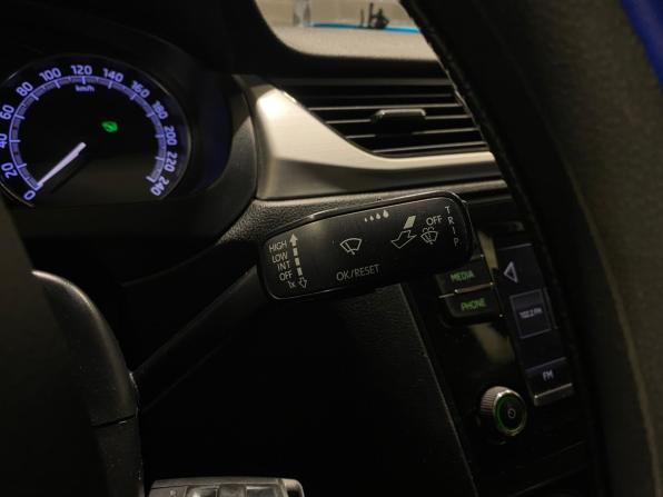 Skoda Rapid I Рестайлинг с пробегом 2019 года, цена 1 330 000 рублей, 128004 км, лифтбек, Автокод Объявления