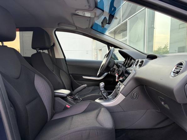 Peugeot 308 I с пробегом 2011 года, цена 395 000 рублей, 207000 км, хэтчбек, Автокод Объявления