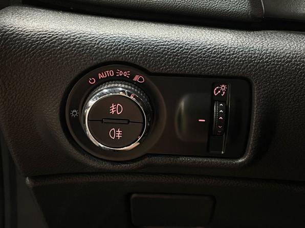Opel Astra J Рестайлинг с пробегом 2012 года, цена 780 000 рублей, 176891 км, хэтчбек, Автокод Объявления