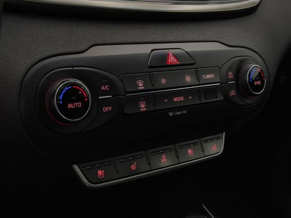 Kia Sorento III Prime с пробегом 2015 года, цена 2 290 000 рублей, 181811 км, внедорожник, Автокод Объявления