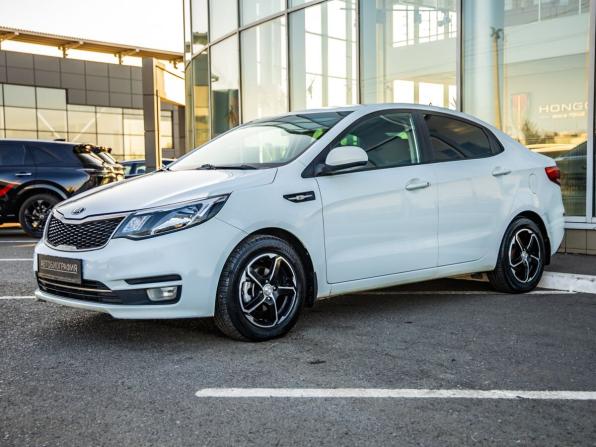 Kia Rio III Рестайлинг с пробегом 2016 года, цена 948 000 рублей, 158087 км, седан, Автокод Объявления