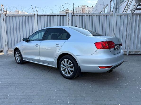 Volkswagen Jetta VI с пробегом 2011 года, цена 849 000 рублей, 225300 км, седан, Автокод Объявления