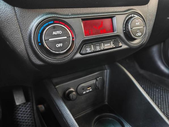 Kia Rio III с пробегом 2013 года, цена 840 000 рублей, 126001 км, седан, Автокод Объявления