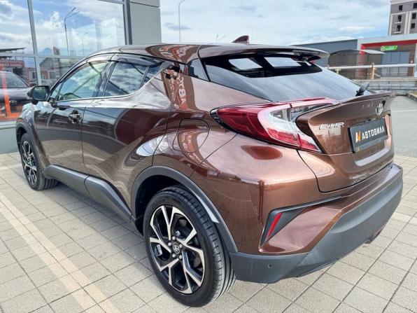 Toyota C-HR I Рестайлинг с пробегом 2019 года, цена 1 800 000 рублей, 47467 км, внедорожник, Автокод Объявления