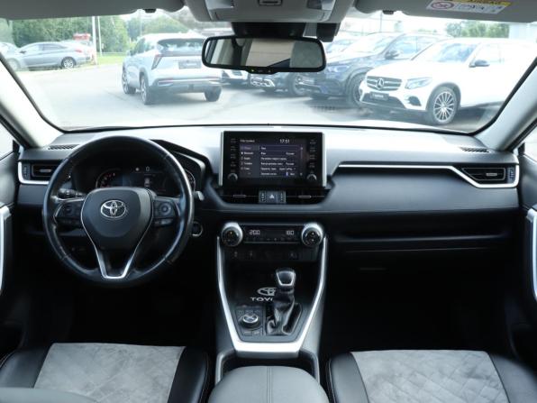 Toyota RAV4 V (XA50) с пробегом 2022 года, цена 3 650 000 рублей, 71929 км, внедорожник, Автокод Объявления