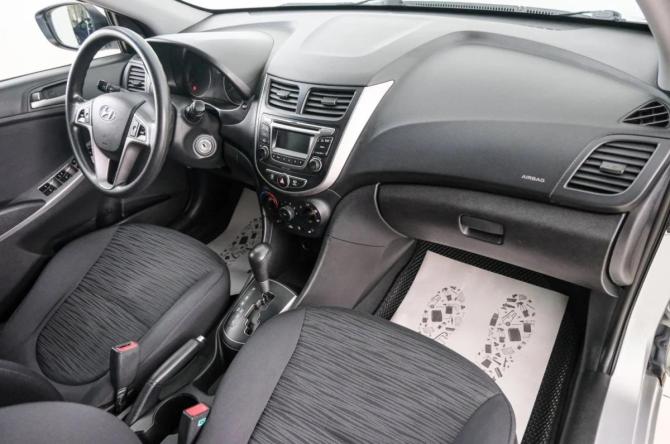 Hyundai Solaris I Рестайлинг с пробегом 2014 года, цена 1 049 000 рублей, 112400 км, седан, Автокод Объявления