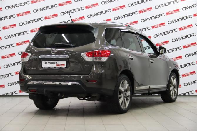 Nissan Pathfinder IV с пробегом 2016 года, цена 1 865 650 рублей, 181083 км, внедорожник, Автокод Объявления