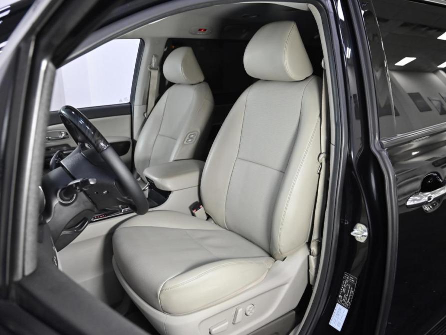 Kia Carnival III Москва  - изображение 12