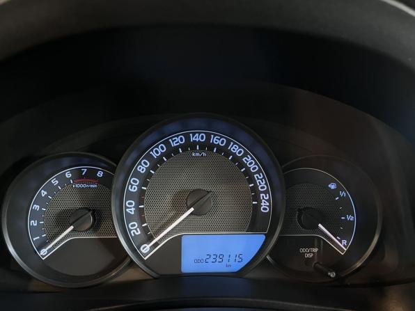 Toyota Corolla XI (E160 E170 E180) с пробегом 2013 года, цена 846 300 рублей, 237480 км, седан, Автокод Объявления