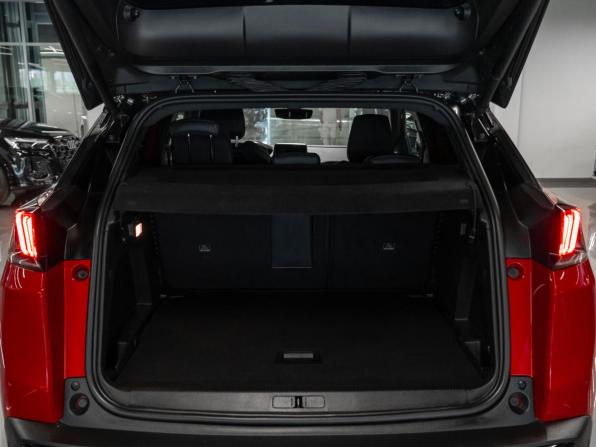 Peugeot 3008 II Рестайлинг с пробегом 2021 года, цена 2 550 000 рублей, 29309 км, внедорожник, Автокод Объявления
