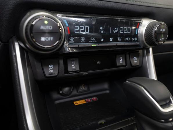 Toyota RAV4 V (XA50) с пробегом 2025 года, цена 4 200 000 рублей, 50 км, внедорожник, Автокод Объявления