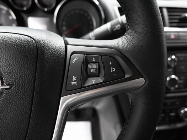 Opel Mokka I с пробегом 2014 года, цена 1 280 000 рублей, 86146 км, внедорожник, Автокод Объявления