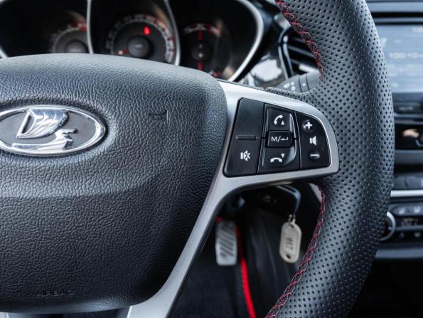Lada (ВАЗ) Vesta I с пробегом 2019 года, цена 1 198 000 рублей, 52780 км, седан, Автокод Объявления