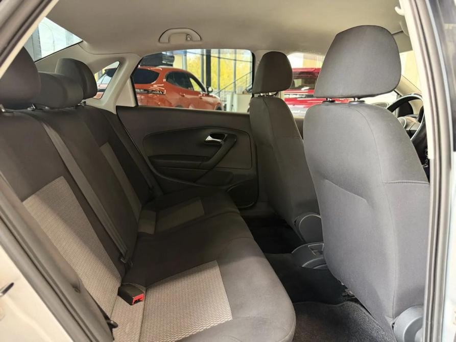 Volkswagen Polo V Новосибирск  - изображение 20