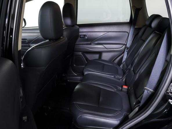 Mitsubishi Outlander III Рестайлинг 3 с пробегом 2022 года, цена 2 385 000 рублей, 72232 км, внедорожник, Автокод Объявления