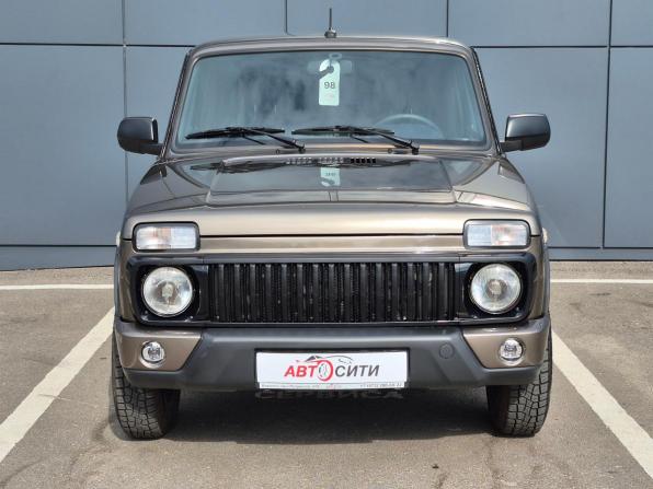 Lada (ВАЗ) Niva Legend с пробегом 2025 года, цена 1 055 000 рублей, 4886 км, внедорожник, Автокод Объявления