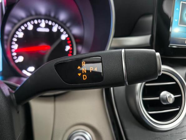 Mercedes-Benz C-Класс IV (W205) Рестайлинг с пробегом 2019 года, цена 2 599 000 рублей, 125231 км, седан, Автокод Объявления