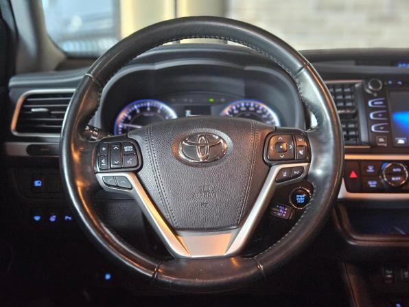 Toyota Highlander III (XU50) Рестайлинг с пробегом 2019 года, цена 4 150 000 рублей, 95180 км, внедорожник, Автокод Объявления