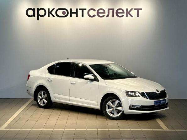Skoda Octavia III (A7) Рестайлинг с пробегом 2017 года, цена 1 657 000 рублей, 169778 км, лифтбек, Автокод Объявления