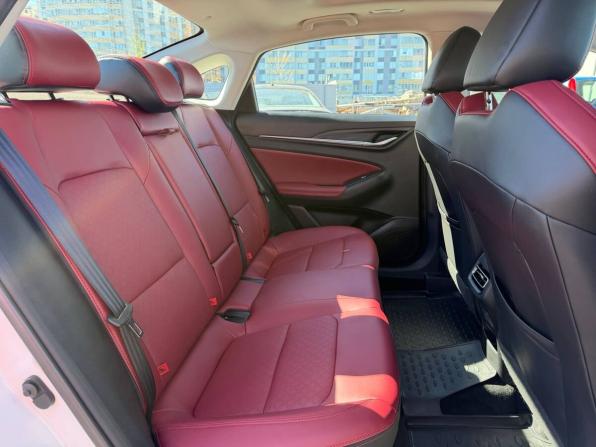 Changan Eado Plus с пробегом 2023 года, цена 1 735 000 рублей, 18214 км, седан, Автокод Объявления
