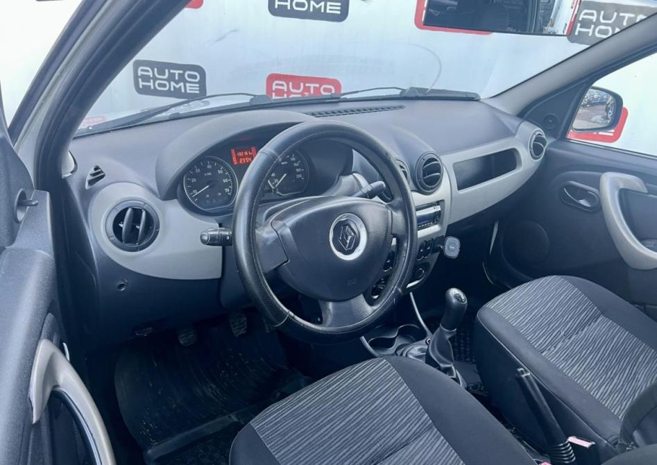 Renault Logan I Рестайлинг Санкт-Петербург  - изображение 7