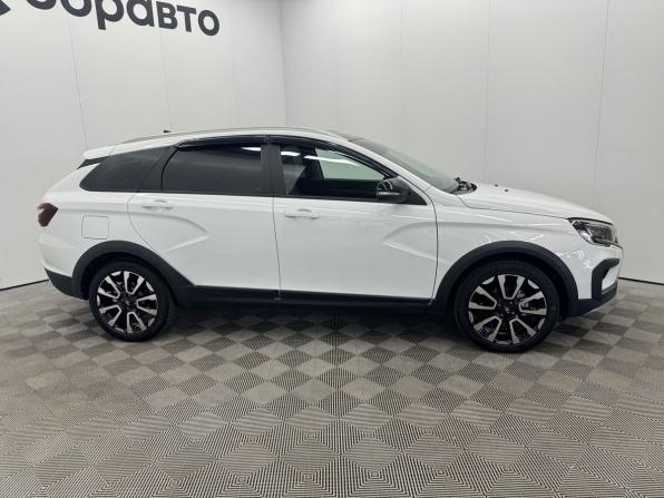 Lada (ВАЗ) Vesta I Рестайлинг (NG) с пробегом 2024 года, цена 1 529 000 рублей, 11142 км, универсал, Автокод Объявления