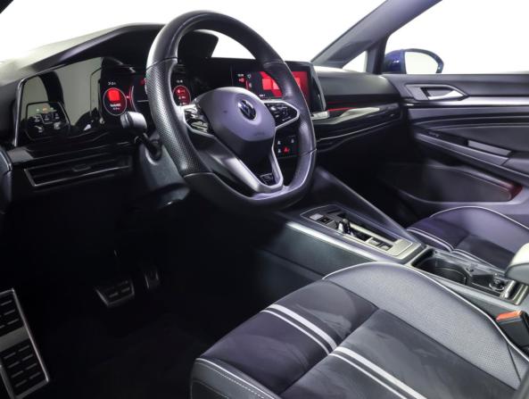 Volkswagen Golf VIII с пробегом 2021 года, цена 2 745 000 рублей, 70191 км, хэтчбек, Автокод Объявления
