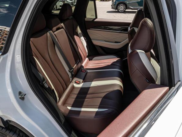Geely Monjaro I с пробегом 2023 года, цена 2 740 000 рублей, 85747 км, внедорожник, Автокод Объявления
