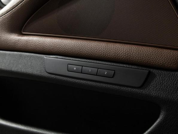 BMW 5 серии VI (F10/F11/F07) Рестайлинг с пробегом 2013 года, цена 1 989 700 рублей, 150933 км, седан, Автокод Объявления