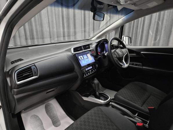 Honda Fit III с пробегом 2014 года, цена 899 000 рублей, 157000 км, хэтчбек, Автокод Объявления