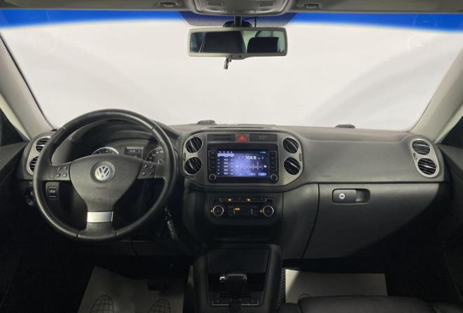 Volkswagen Tiguan I с пробегом 2010 года, цена 845 000 рублей, 246135 км, внедорожник, Автокод Объявления