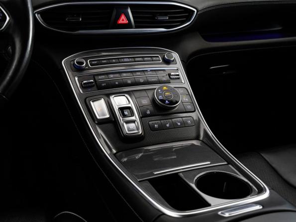 Hyundai Santa Fe IV Рестайлинг с пробегом 2021 года, цена 3 799 000 рублей, 85332 км, внедорожник, Автокод Объявления