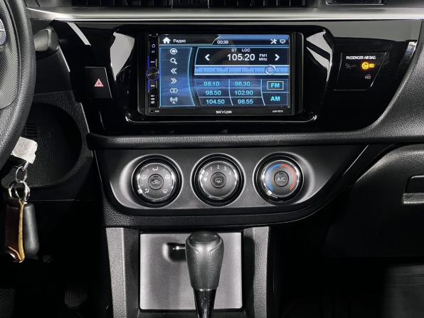 Toyota Corolla XI (E160 E170 E180) с пробегом 2014 года, цена 1 330 000 рублей, 208000 км, седан, Автокод Объявления