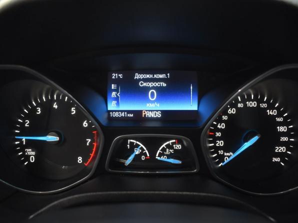 Ford Focus III Рестайлинг с пробегом 2017 года, цена 990 000 рублей, 108340 км, седан, Автокод Объявления