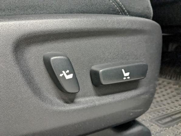 Toyota Land Cruiser Prado 150 Series Рестайлинг 3 с пробегом 2021 года, цена 6 770 000 рублей, 43037 км, внедорожник, Автокод Объявления