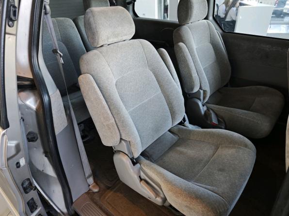 Kia Carnival I Рестайлинг с пробегом 2004 года, цена 345 000 рублей, 317000 км, минивэн, Автокод Объявления