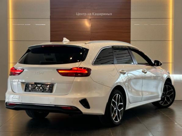Kia Ceed III Рестайлинг с пробегом 2021 года, цена 2 349 000 рублей, 64700 км, универсал, Автокод Объявления