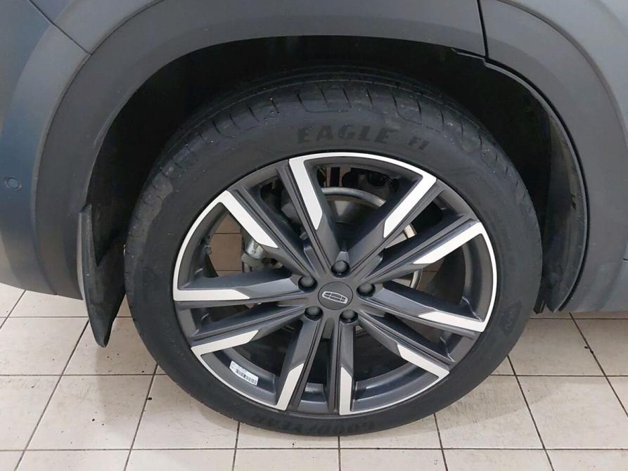 Geely Monjaro I Москва  - изображение 15