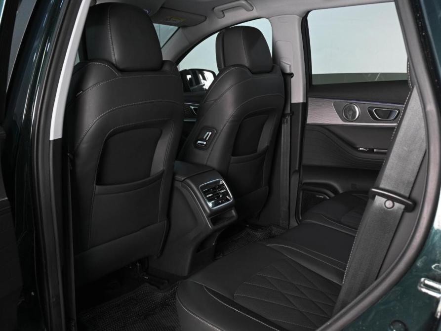 Chery Tiggo 8 Pro Max I Рестайлинг Ростов-на-Дону  - изображение 13