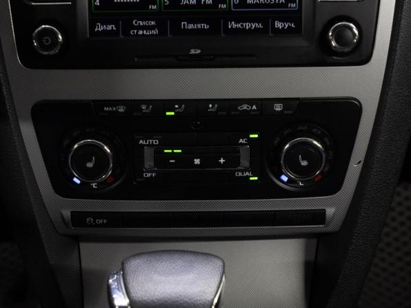 Skoda Octavia II (A5) Рестайлинг с пробегом 2012 года, цена 949 000 рублей, 173348 км, лифтбек, Автокод Объявления