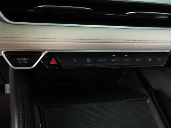 Geely Monjaro I с пробегом 2023 года, цена 3 229 000 рублей, 61269 км, внедорожник, Автокод Объявления