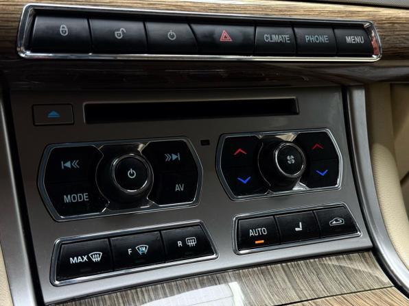 Jaguar XF I Рестайлинг с пробегом 2013 года, цена 1 599 000 рублей, 183000 км, седан, Автокод Объявления