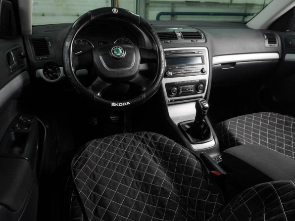 Skoda Octavia II (A5) Рестайлинг с пробегом 2012 года, цена 699 000 рублей, 314142 км, лифтбек, Автокод Объявления